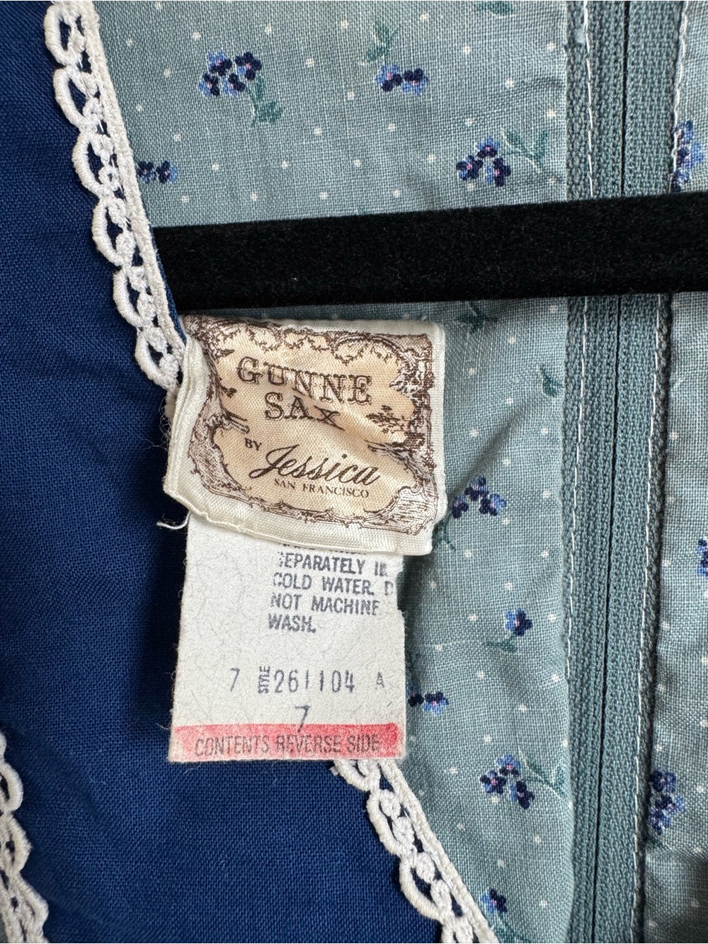 Vintage 1970s by Jessica Blue Calico Prairie Midi Dress with Contrasting Bodice - Picture 4 of 9